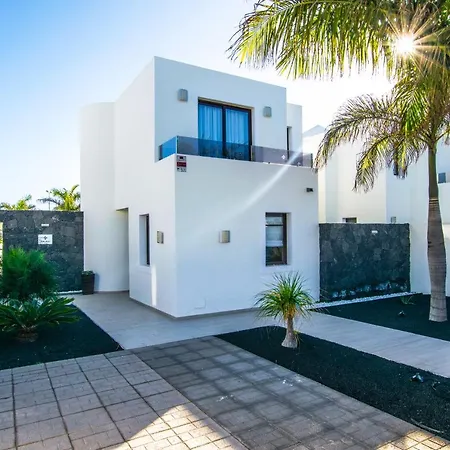 Villas Armonia * פלאיה בלנקה